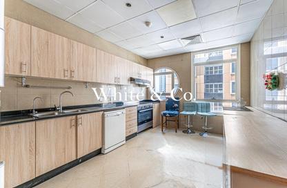 Apartment - 3 Bedrooms - 4 Bathrooms for sale in Marina Crown - Dubai Marina - Dubai