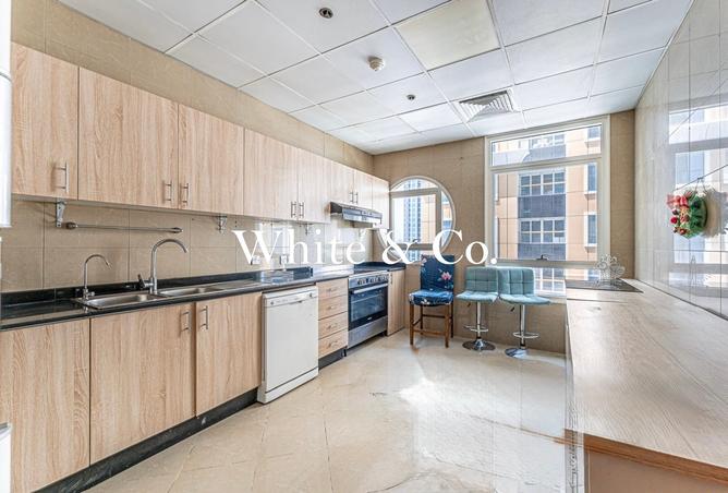 128371102 - Property Image 3