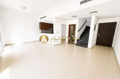 Villa - 3 Bedrooms - 4 Bathrooms for rent in Arabella Townhouses 3 - Arabella Townhouses - Mudon - Dubai