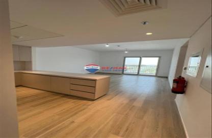 Apartment - 3 Bedrooms - 3 Bathrooms for sale in Waters Edge - Yas Island - Abu Dhabi