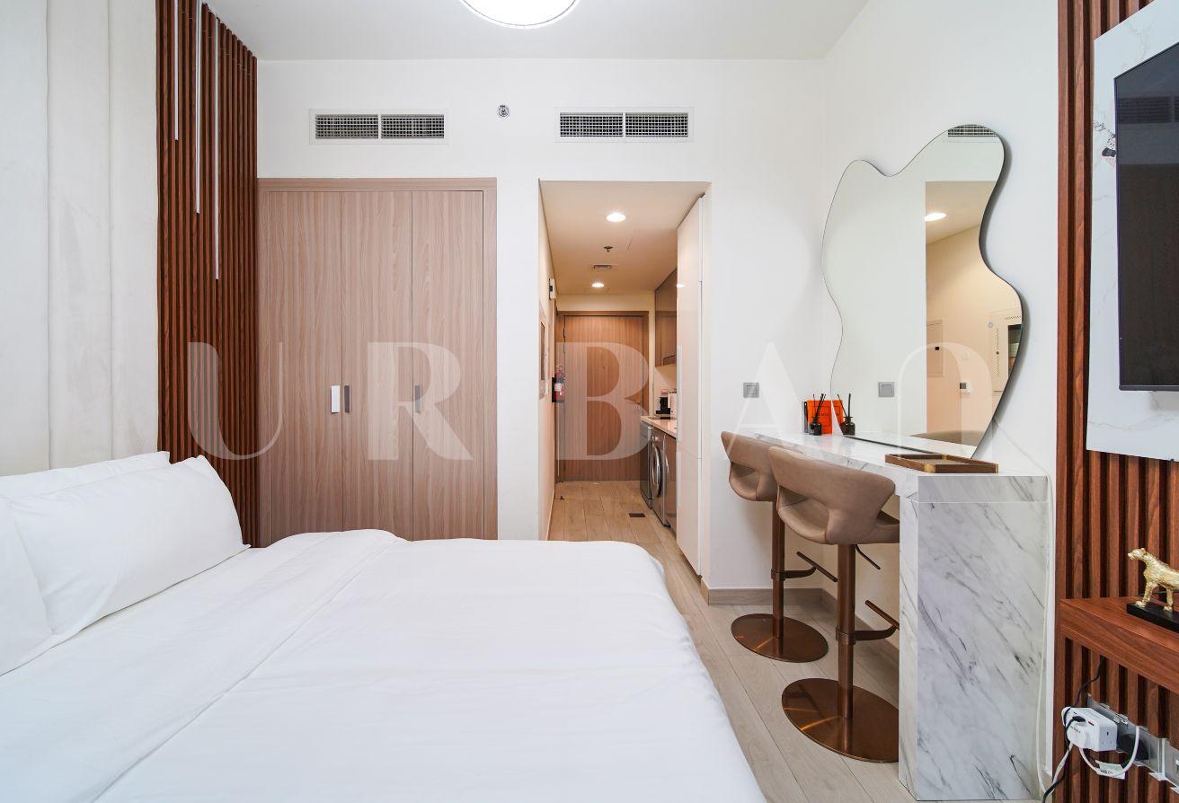 Lavish Upgrade | Fully Furnished | Ready to Move photo 5