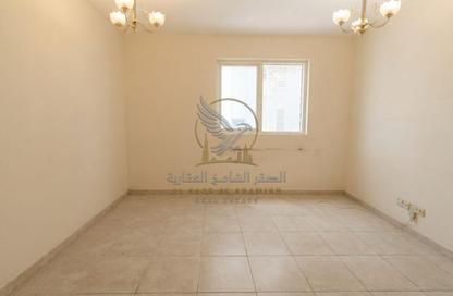 شقة - غرفة نوم - 2 حمامات للايجار في القليعة - الشرق - الشارقة