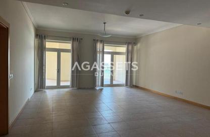 Apartment - 2 - 3 for rent in Al Das - Shoreline Apartments - Palm Jumeirah - Dubai