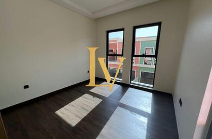 Townhouse - 5 Bedrooms - 4 Bathrooms for rent in Portofino - Damac Lagoons - Dubai