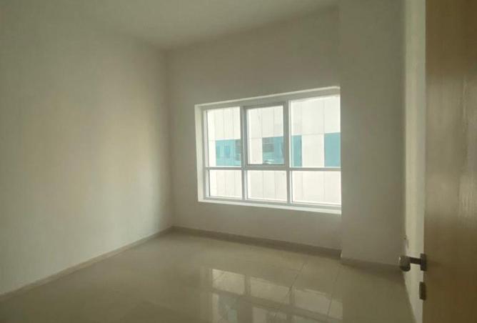 100413938 - Property Image 2