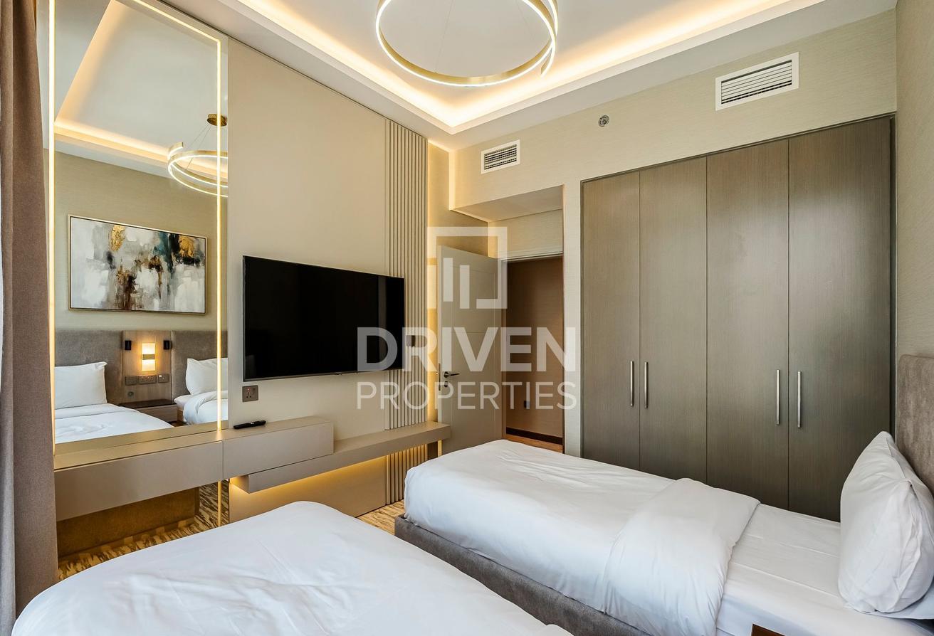 Upgraded | Burj Khalifa View | Elegant Layout photo 10