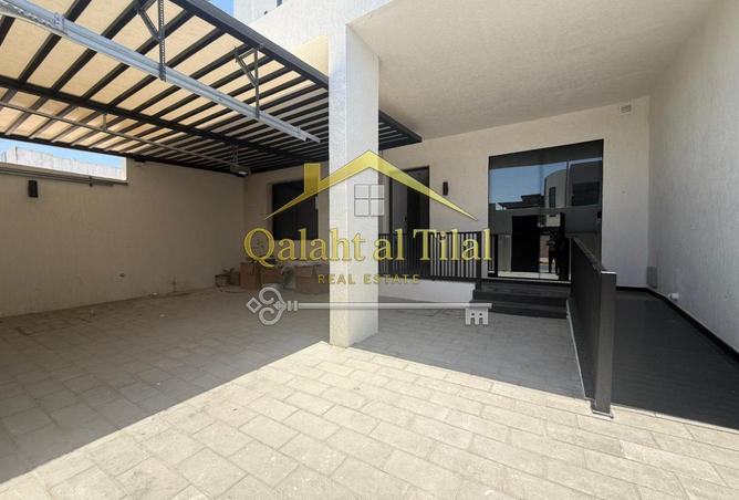 104119945 - Property Image 2