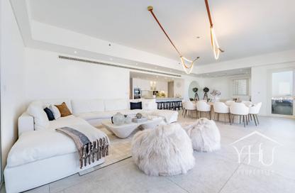Apartment - 3 Bedrooms - 5 Bathrooms for rent in Marina Residences 4 - Marina Residences - Palm Jumeirah - Dubai