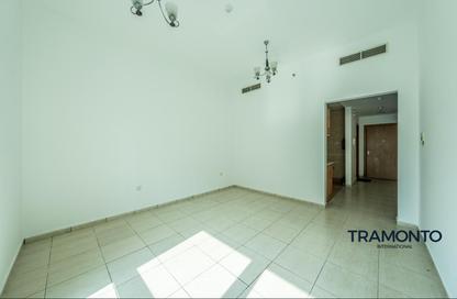 Apartment - 1 Bedroom - 2 Bathrooms for rent in Axis Residence 4 - Axis Residence - Dubai Silicon Oasis - Dubai