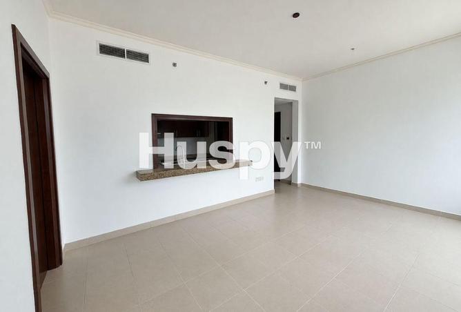Community View | Low Floor | Unfurnished photo 3