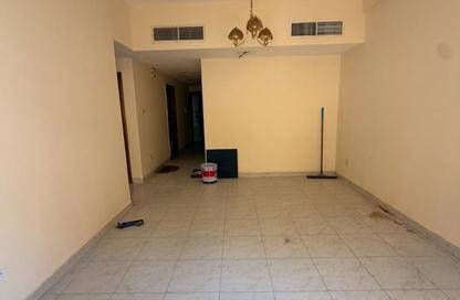 Apartment - 1 Bedroom - 2 Bathrooms for rent in Thuraya Al Majaz Building - Al Majaz 3 - Al Majaz - Sharjah