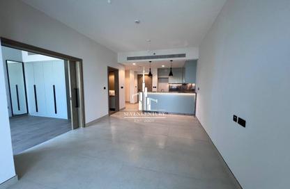 Apartment - 1 Bedroom - 1 Bathroom for sale in Golf Gate - Damac Hills - Dubai