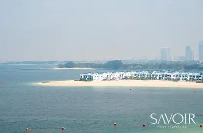 Apartment - 4 Bedrooms - 3 Bathrooms for rent in Al Das - Shoreline Apartments - Palm Jumeirah - Dubai