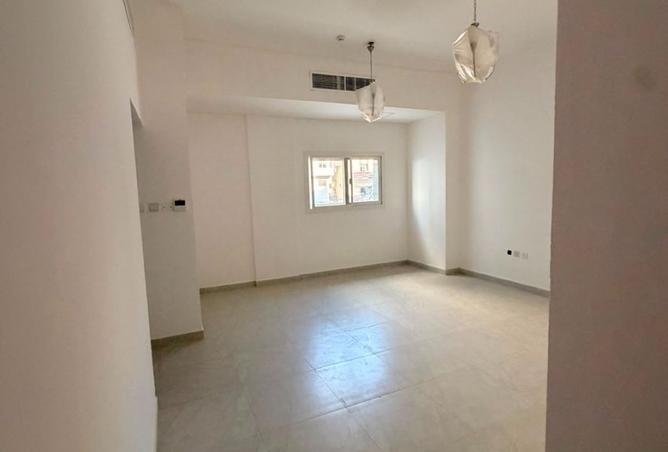 121552470 - Property Image 2