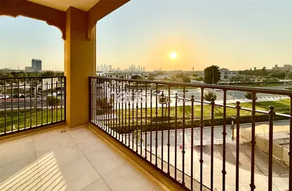 Apartment - 1 Bedroom - 1 Bathroom for sale in Al Jazi 2 - Madinat Jumeirah Living - Umm Suqeim - Dubai