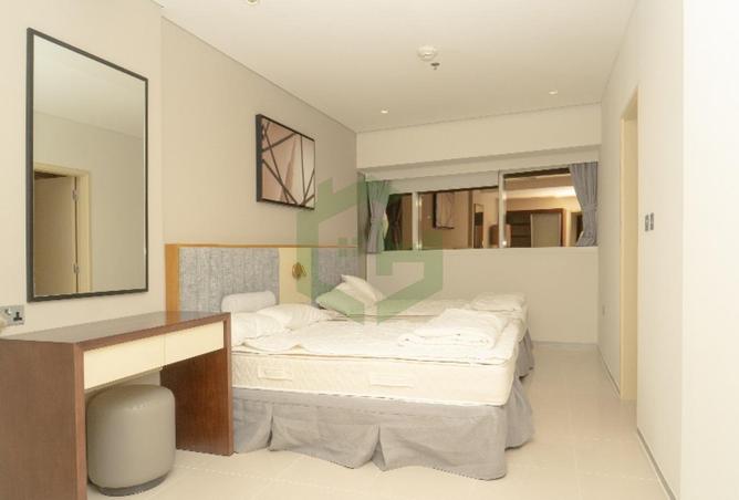 Spacious | High Floor | Near Metro | Stunning View