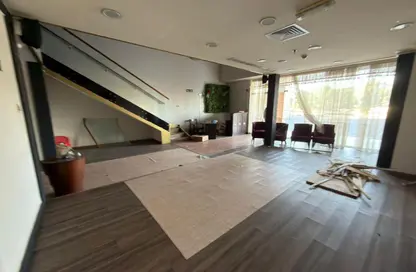 Shop - Studio - 2 Bathrooms for rent in Garhoud Views - Al Garhoud - Dubai Shop - Studio - 2 Bathrooms for rent in Garhoud Views - Al Garhoud - Dubai