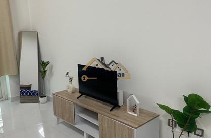 Apartment - Studio - 4 Bathrooms for rent in Arabian Gate - Dubai Silicon Oasis - Dubai