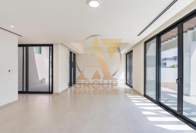 76561618 - Property Image 2