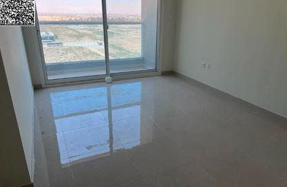 Apartment - 2 - 2 for sale in Gulf Tower - Emirates City - Ajman