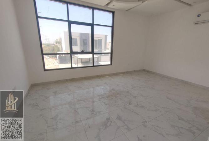 56975593 - Property Image 2