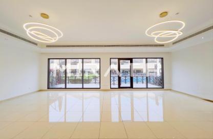Villa - 4 - 5 for rent in Al Barsha 1 Villas - Al Barsha 1 - Al Barsha - Dubai