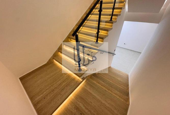 100409022 - Property Image 3