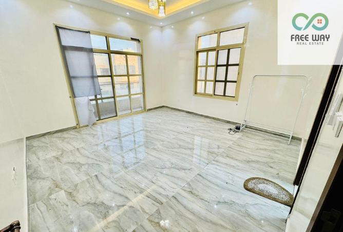 127466133 - Property Image 2