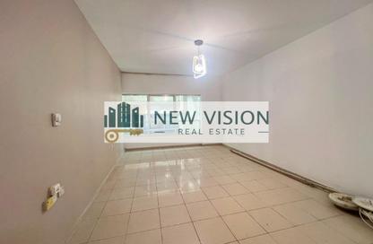 Apartment - 4 Bedrooms - 5 Bathrooms for rent in Al Majaz 1 - Al Majaz - Sharjah