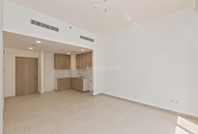 108182401 - Property Image 3