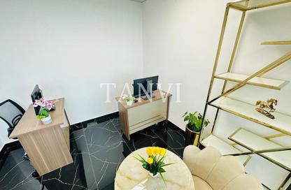 Office Space - Studio - 1 Bathroom for rent in Fatima Mohammad Ahmad Bin Suleiman Building - Al Raffa - Bur Dubai - Dubai