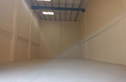 Warehouse - Studio - 1 Bathroom for rent in Ajman Industrial 1 - Ajman Industrial Area - Ajman
