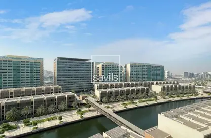 شقة - غرفة نوم - 2 حمامات للايجار في المها - المنيرة - شاطئ الراحة - أبوظبي