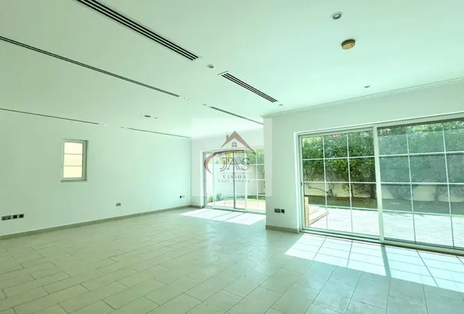 145989068 - Property Image 3