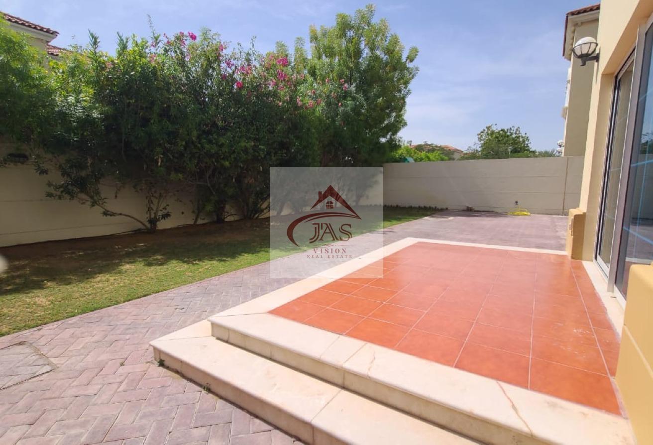 SINGLE ROW | HUGE GARDEN | 4 BEDROOMS LEGACY VILLA photo 18