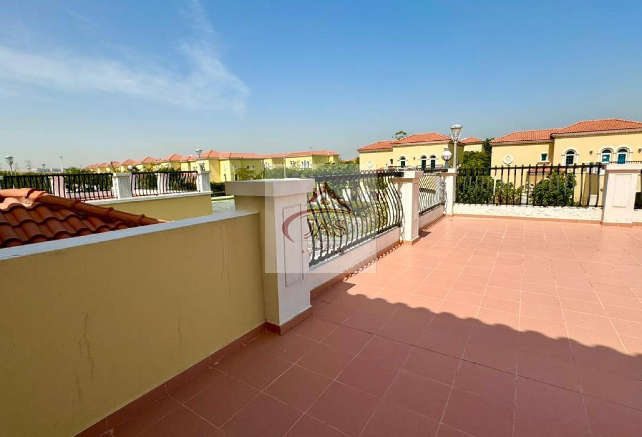 SINGLE ROW | HUGE GARDEN | 4 BEDROOMS LEGACY VILLA photo 15