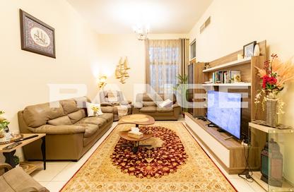 Apartment - 2 - 2 for sale in La Fontana - Arjan - Dubai