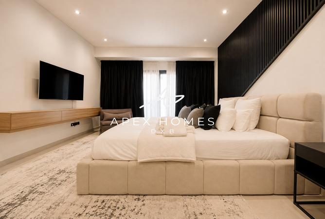 Priced to Sell | 1 Bed + Study | Vacant