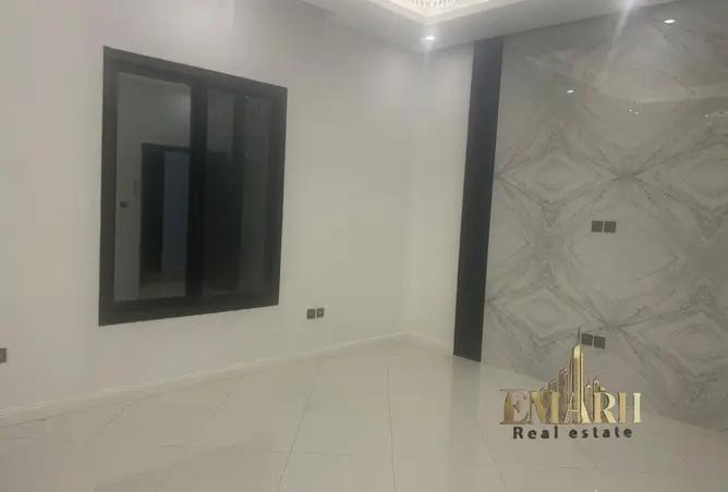 154594007 - Property Image 3