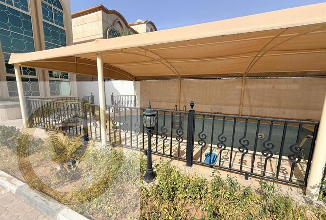 92725581 - Property Image 2