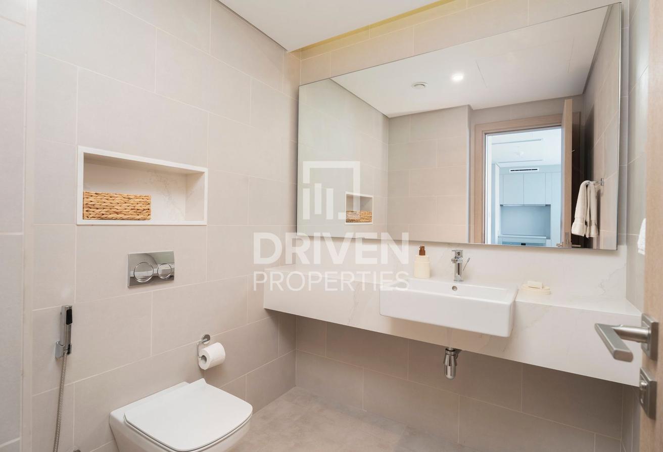 Fully Furnished | Canal View | Burj Khalifa View photo 19