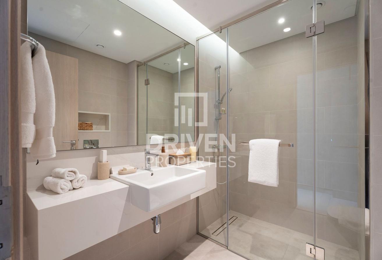 Fully Furnished | Canal View | Burj Khalifa View photo 20