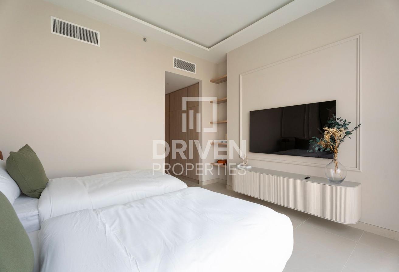 Fully Furnished | Canal View | Burj Khalifa View photo 14