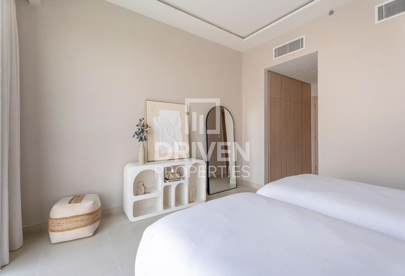 Fully Furnished | Canal View | Burj Khalifa View photo 10