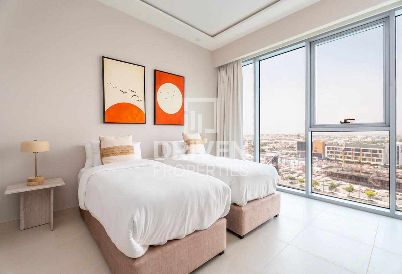 Fully Furnished | Canal View | Burj Khalifa View photo 12