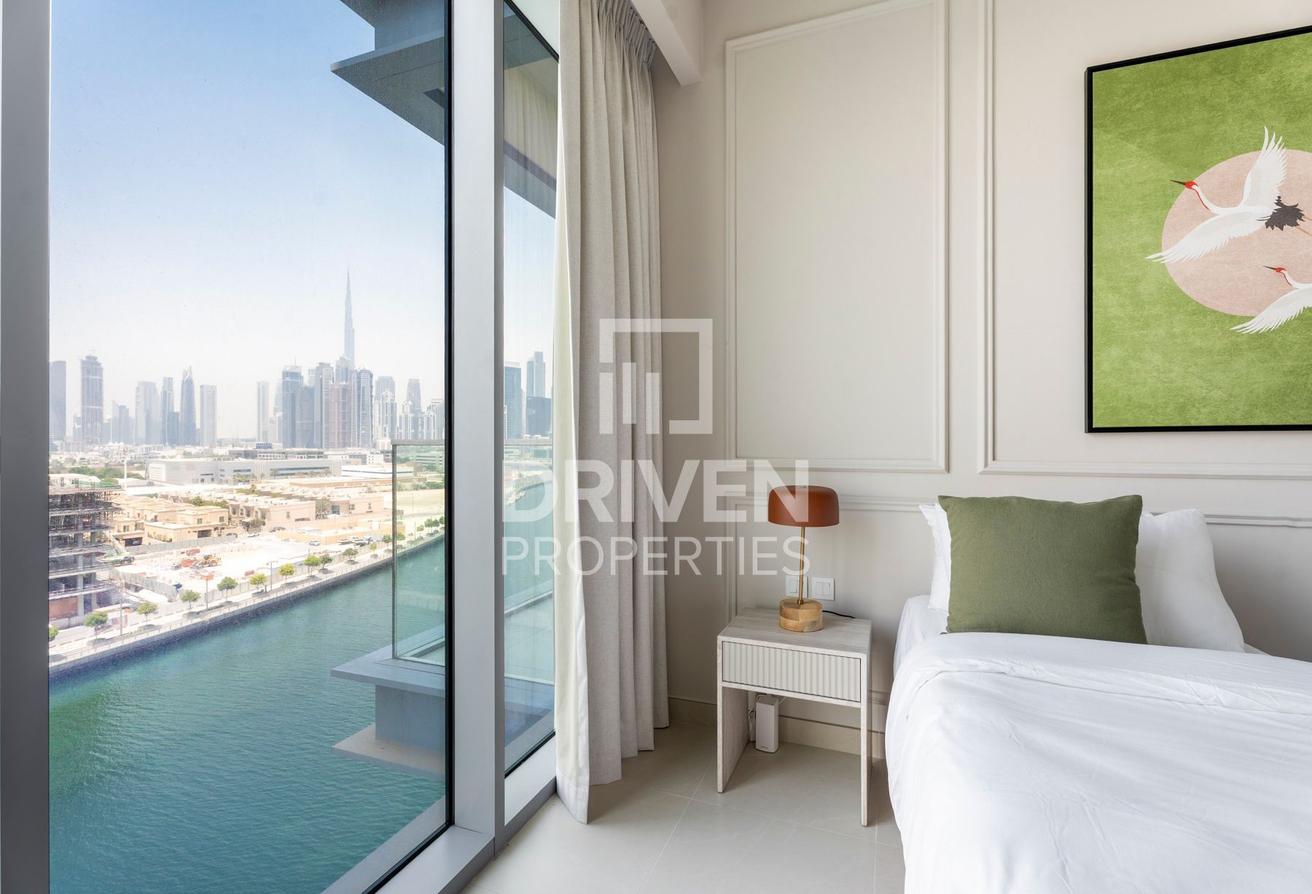 Fully Furnished | Canal View | Burj Khalifa View photo 9