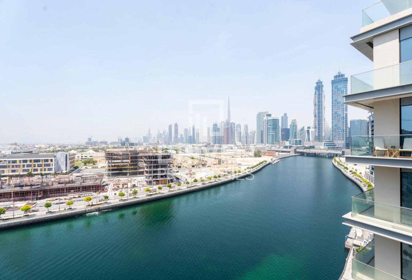 Fully Furnished | Canal View | Burj Khalifa View photo 29