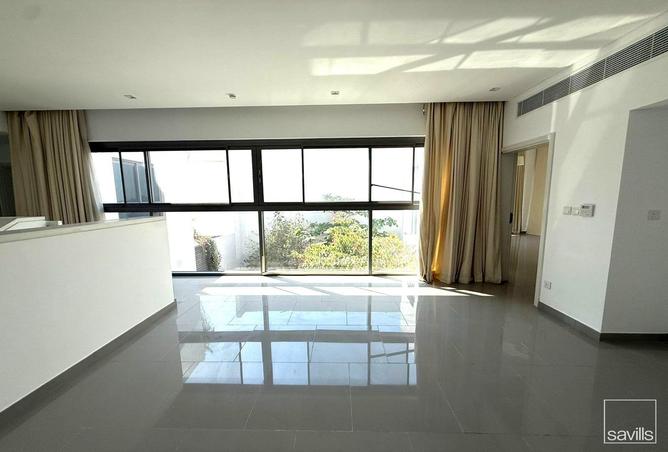 71084021 - Property Image 3