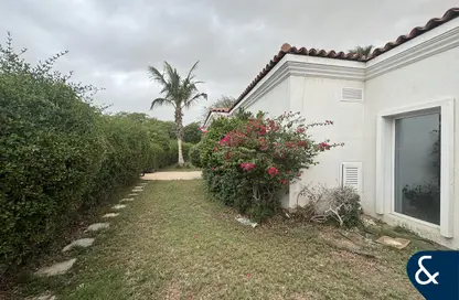 فيلا - 4 غرف نوم - 5 حمامات للايجار في منطقة البانجلو - مجتمع الحدائق - مجمع دبي للاستثمار - دبي