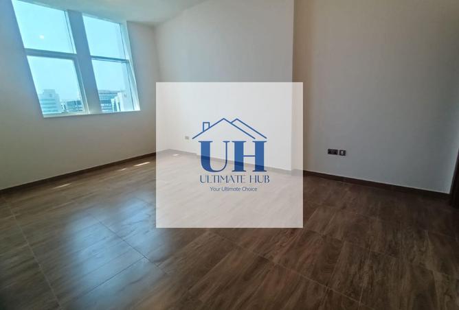 Well Organized| balcony| City View| Ready To Move